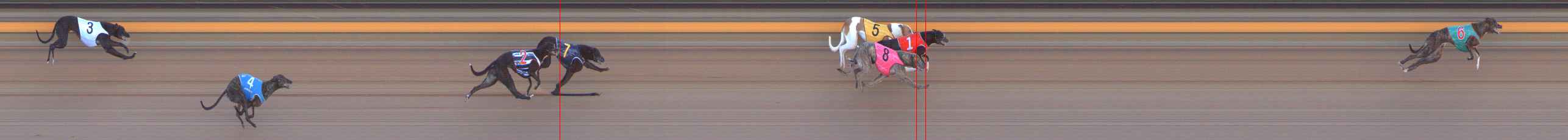 Photo finish for Ballarat Race 1