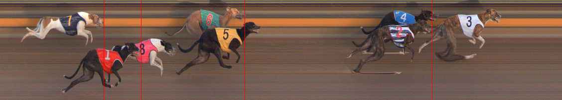 Photo finish for Ballarat Race 3