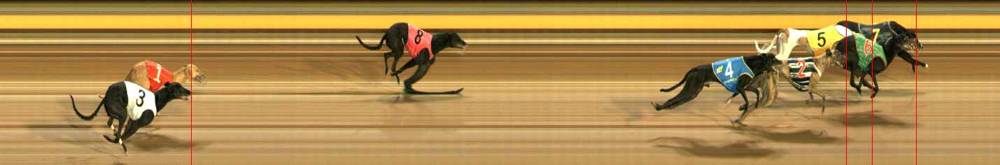 Photo finish for Ballarat Race 7