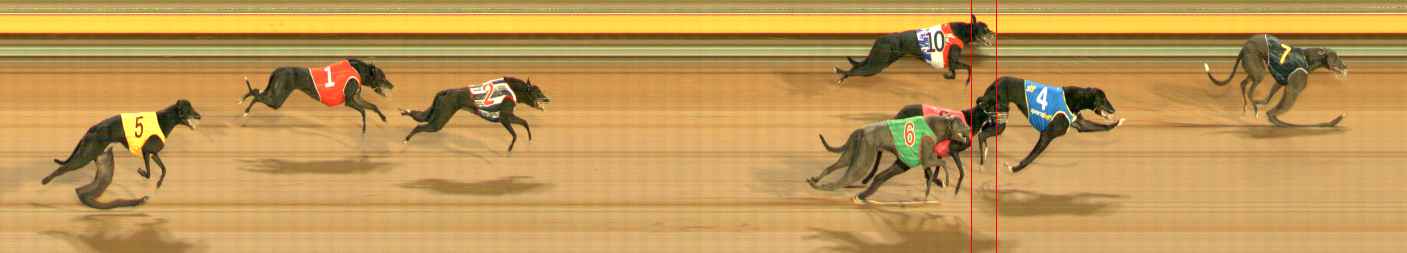 Photo finish for Ballarat Race 6