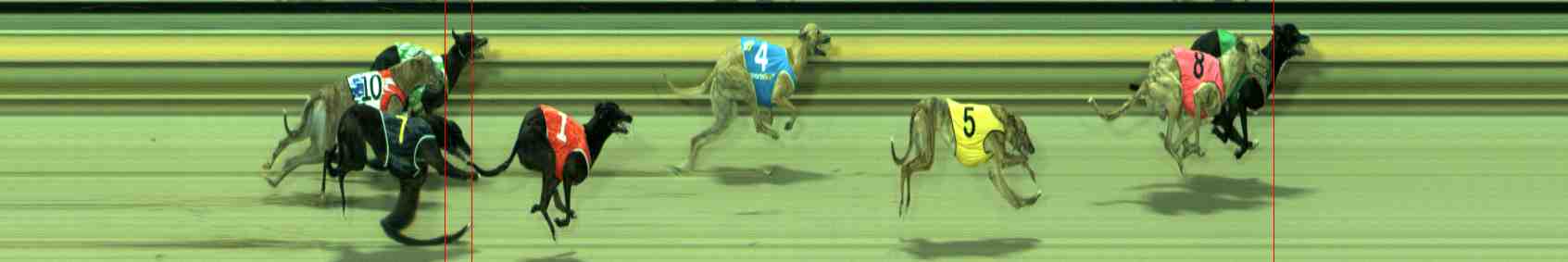 Photo finish for Sale Race 9