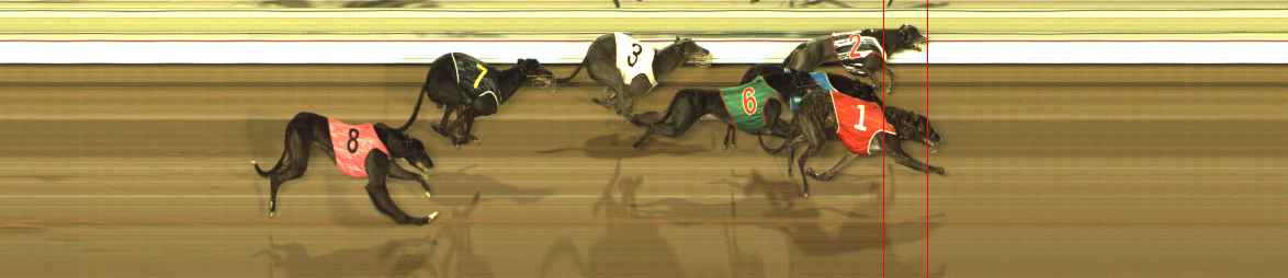 Photo finish for The Meadows Race 7